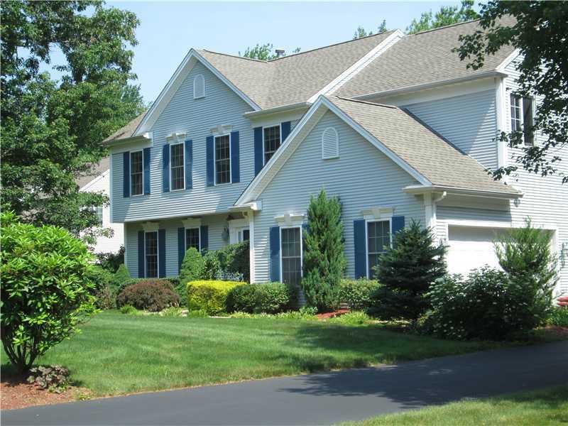 166 Fieldstone Ln, Saunderstown, RI 02874 - photo 1