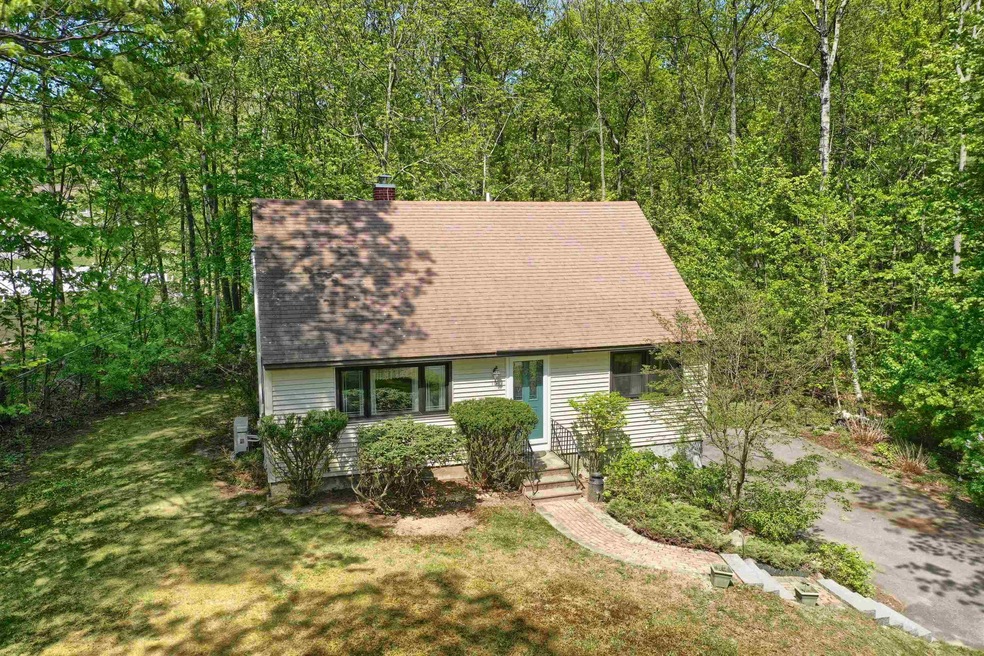 10 Joanne Dr, Hooksett, NH 03106 - photo 1