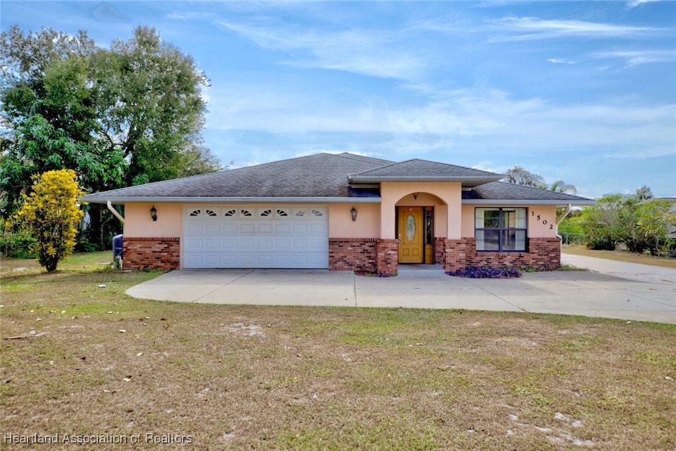 1502 Marianela Manor, Lake Placid, FL 33852 - photo 1