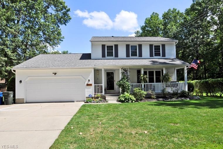 881 Maplewood Ave, Sheffield Lake, OH 44054 - photo 1