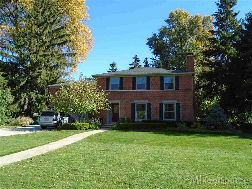 704 Balfour St, Grosse Pointe Park, MI 48230 - photo 1