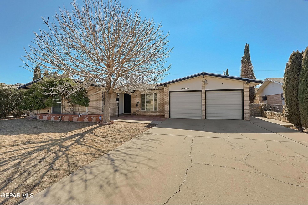 10404 Maxwood Dr, El Paso, TX 79935 - photo 1