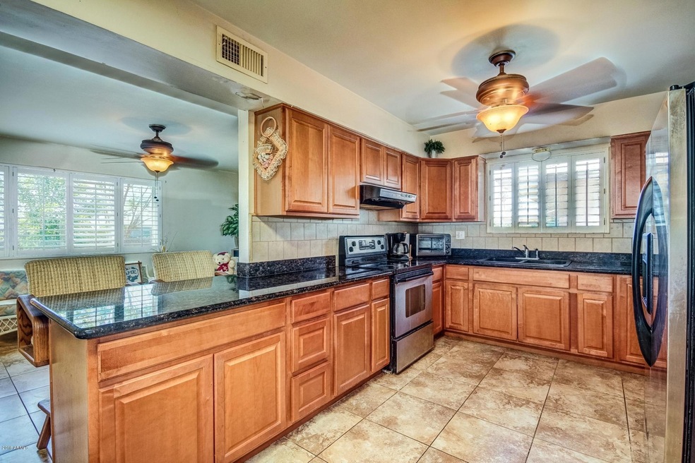 9915 W Clair Dr unit 6, Sun City, AZ 85351 - photo 1