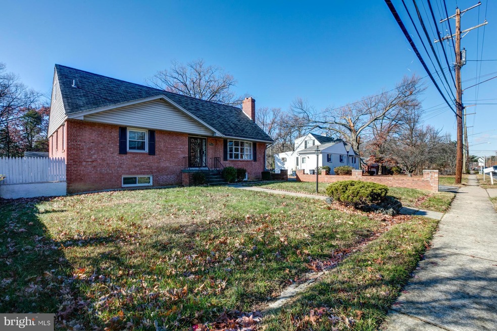 5111 Wheeler Rd, Oxon Hill, MD 20745 - photo 1