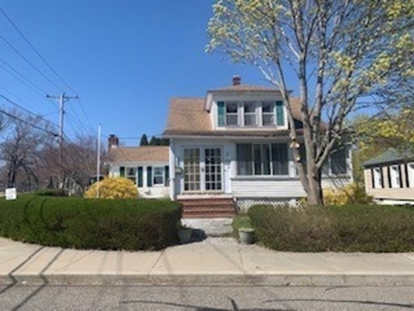 128 Standish Ave, Plymouth, MA 02360 - photo 1