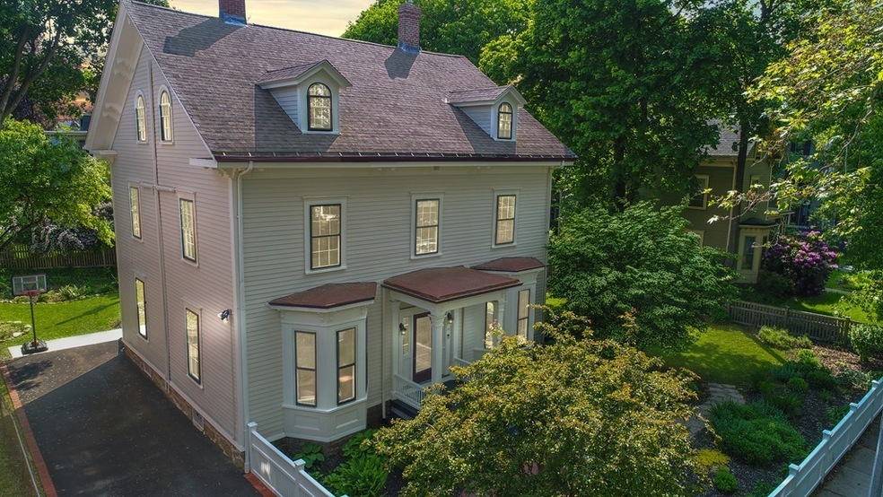 14 Myrtle St, Jamaica Plain, MA 02130 - photo 1