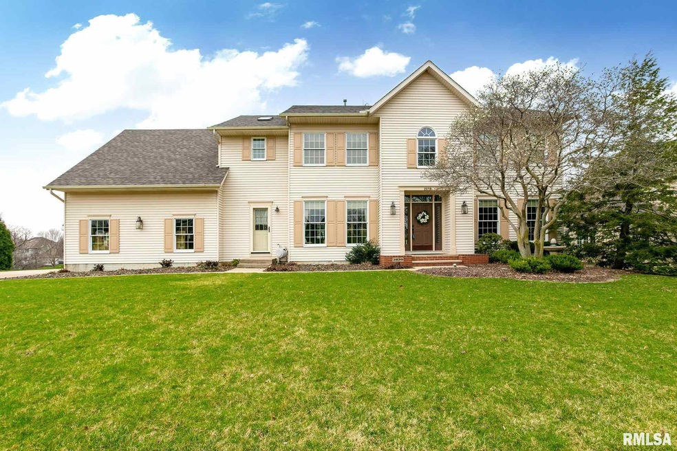 2839 E 44th St, Davenport, IA 52807 - photo 1