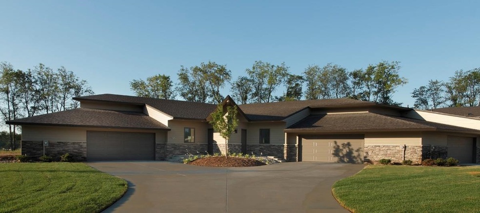 2986 W Palmer Ave, La Porte, IN 46350 - photo 1