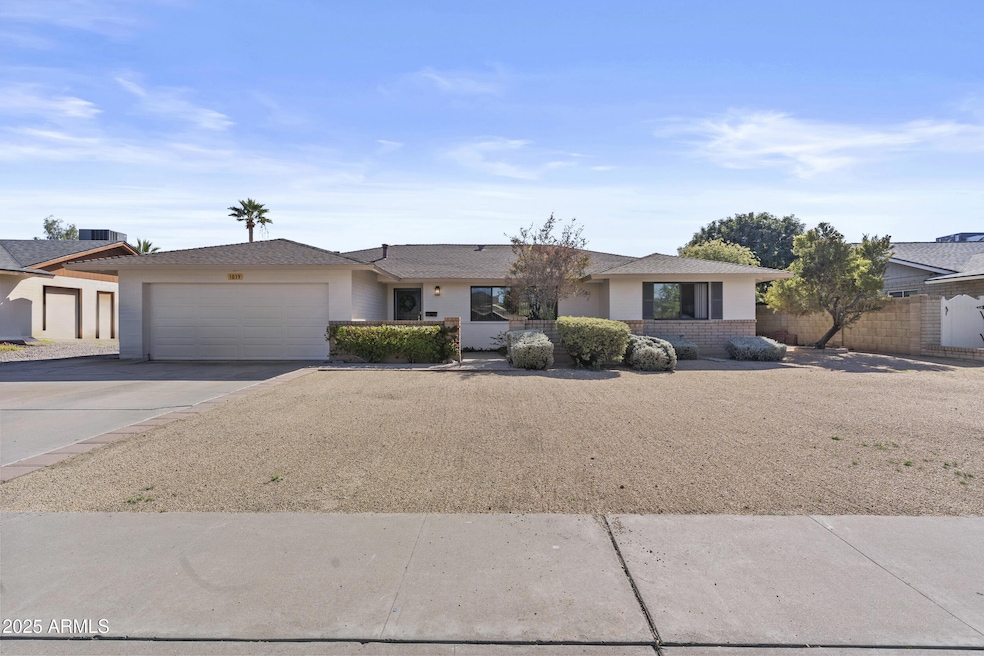 1019 E Watson Dr, Tempe, AZ 85283 - photo 1