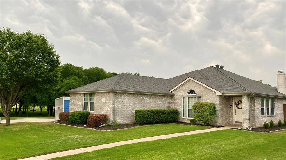 1120 Lakewood Dr, Wylie, TX 75098 - photo 1