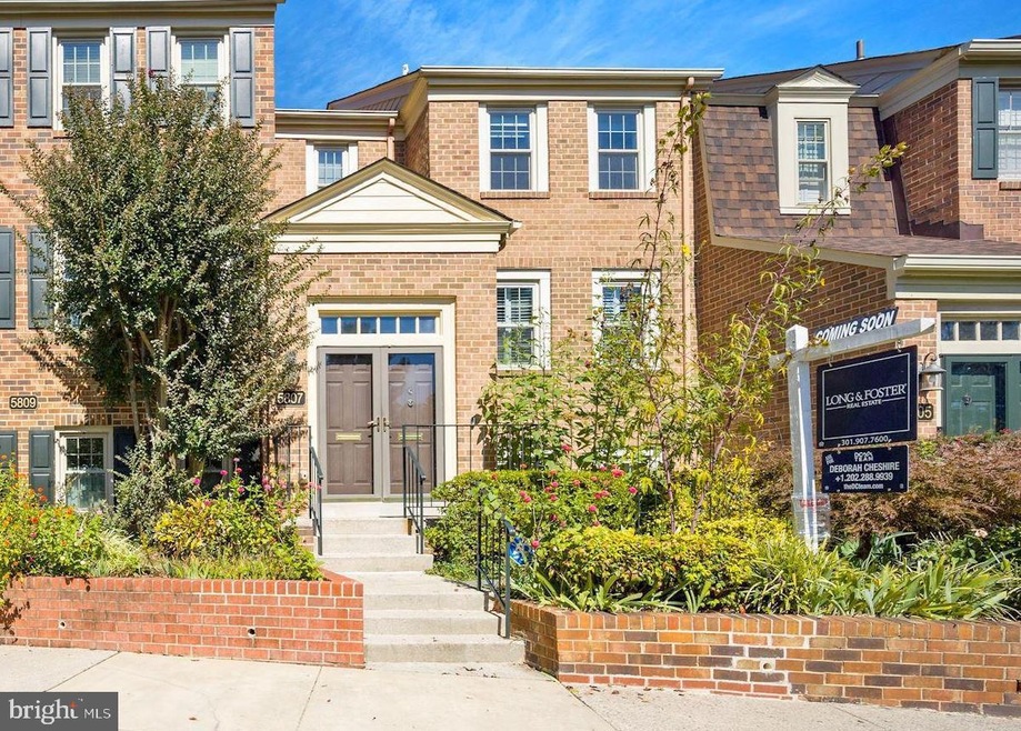 5807 Tudor Ln, Rockville, MD 20852 - photo 1