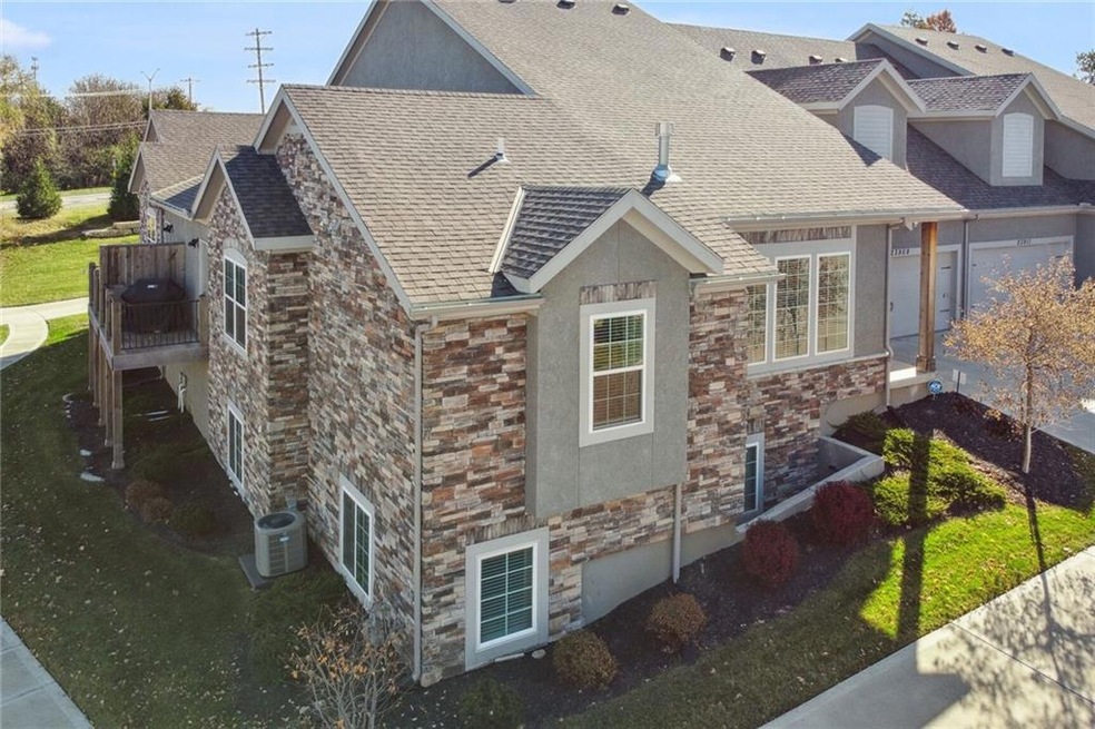 23909 W 66th St, Shawnee, KS 66226 MLS HMS2455357