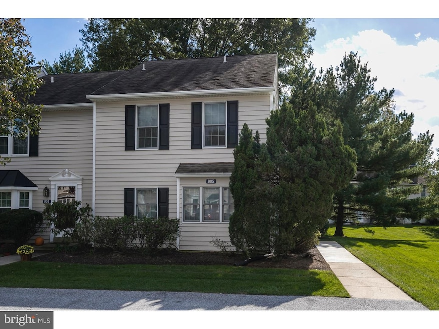 905 N Glen Dr unit 905, Glen Mills, PA 19342 - photo 1