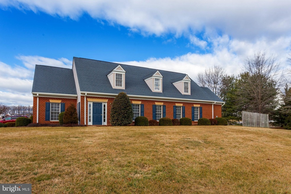 6901 Craven Ln, Fredericksburg, VA 22407 - photo 1