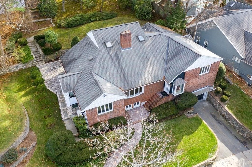 85 Oldham Rd, West Newton, MA 02465 - photo 1