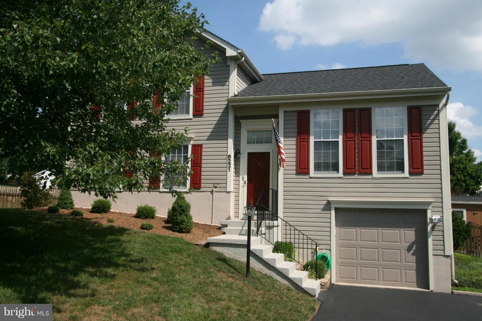 6221 Rainier Dr, Frederick, MD 21703 - photo 1