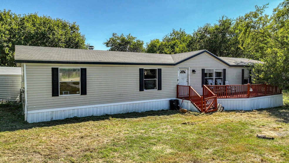 108 Emerald Dr, Weatherford, TX 76087 - photo 1