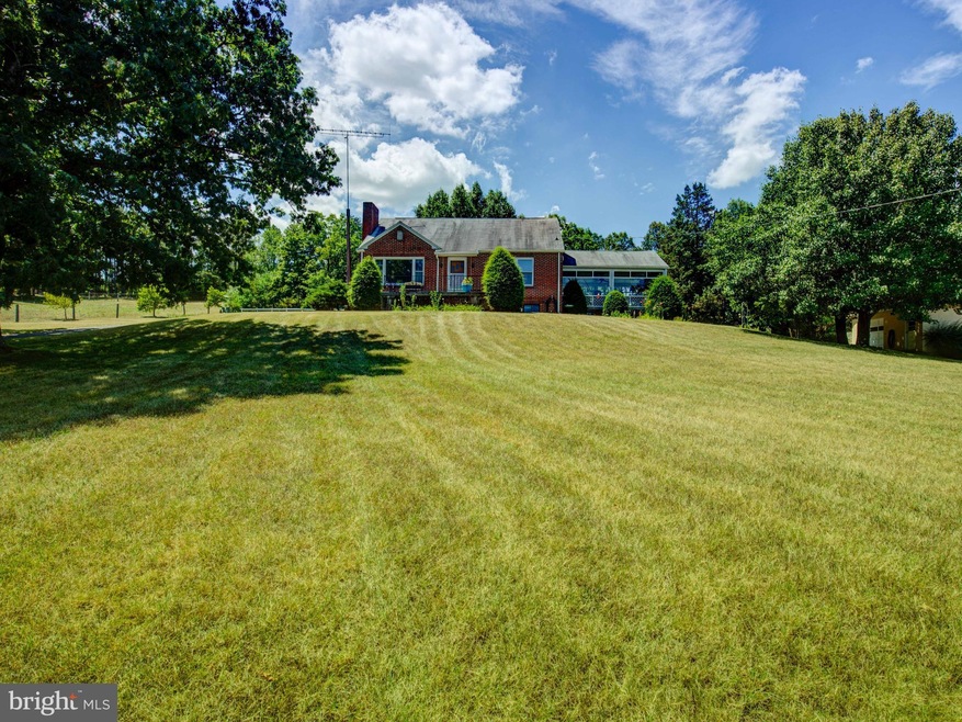 4465 Strasburg Rd, Strasburg, VA 22657 - photo 1