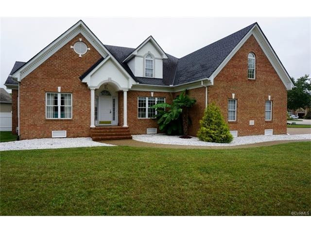 All Brick Home On the Water in a cul-de-sac