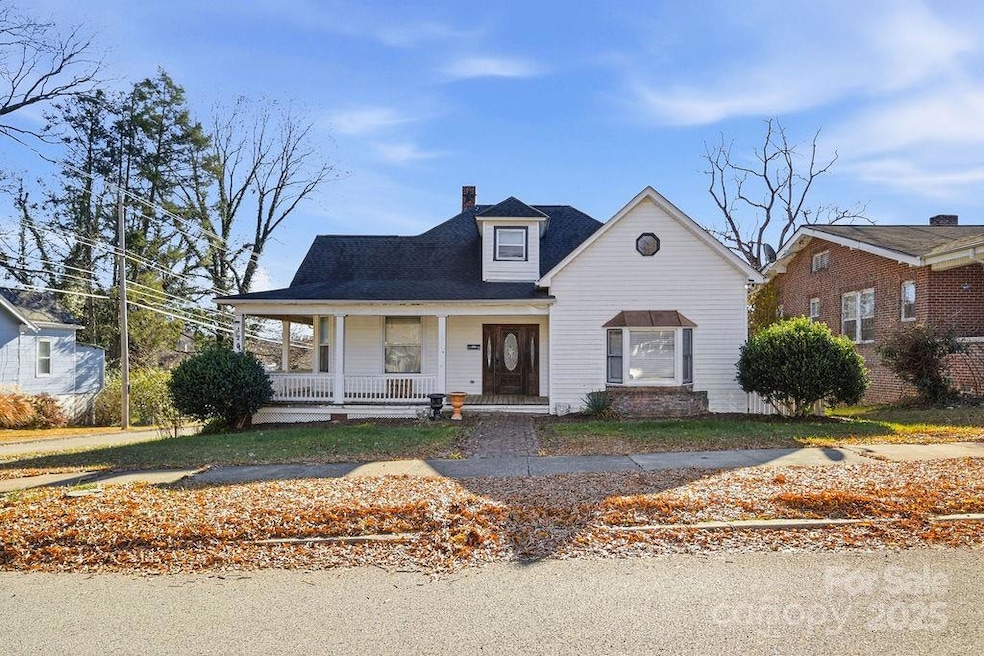 Under Contract $324,900