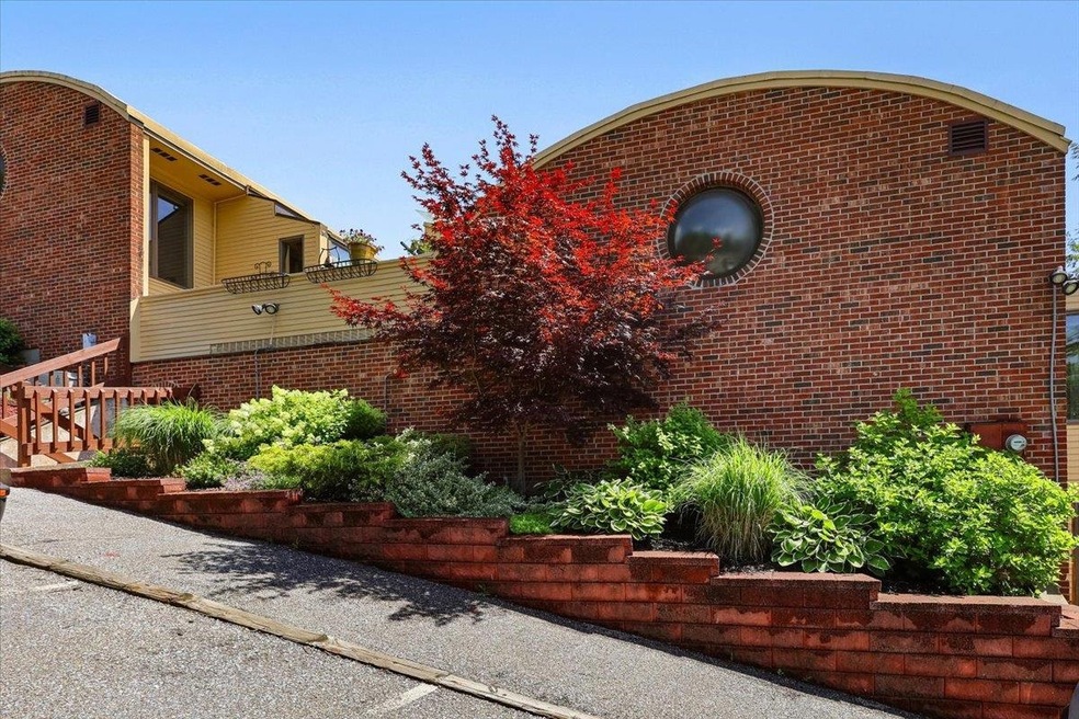 265 Pearl St unit B1, Burlington, VT 05401 - photo 1