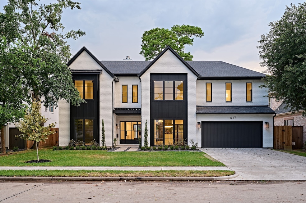 1417 Glourie Dr, Houston, TX 77055 - photo 1