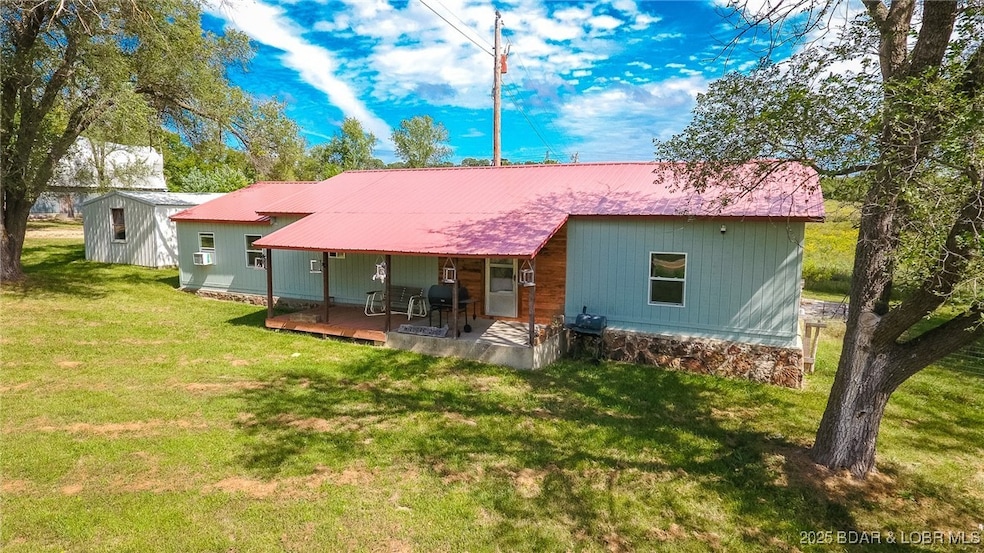 2158 Highway 17, Iberia, MO 65486 - photo 1