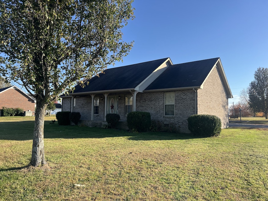 251 Walton Chapel Rd, Lafayette, TN 37083 - photo 1
