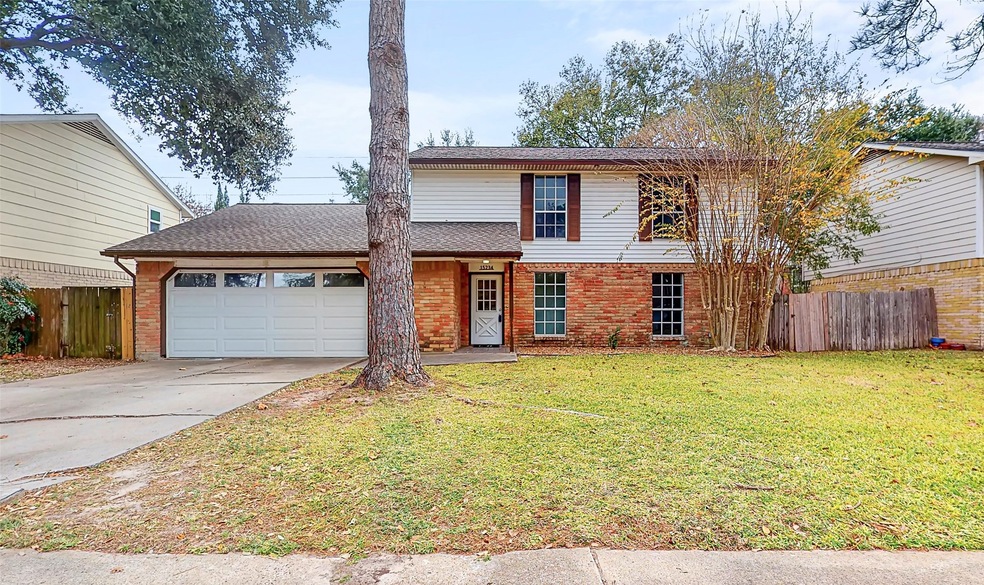 15234 Pebble Lake Dr, Houston, TX 77095 - photo 1