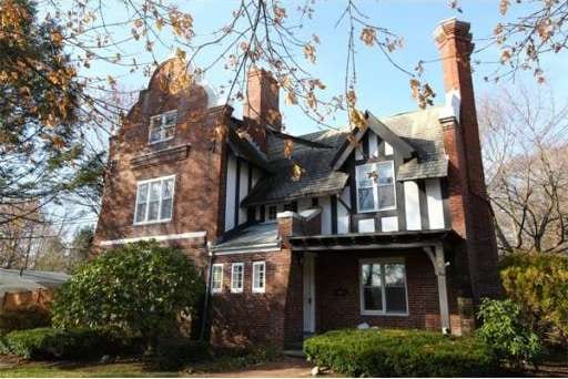 294 Linden St, Waltham, MA 02452 - photo 1