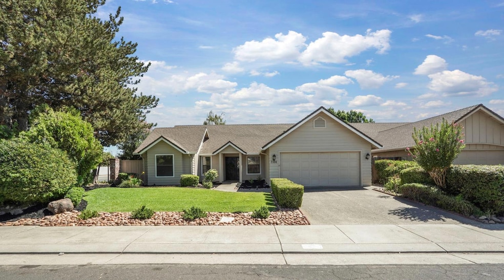 2300 Eilers Ln, Lodi, CA 95242 - photo 1