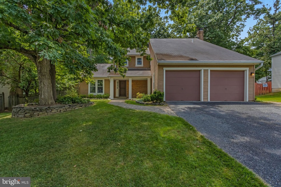 13104 N Point Ln, Laurel, MD 20708 - photo 1