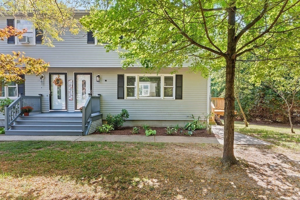 69 North St unit 1, Mansfield, MA 02048 - photo 1