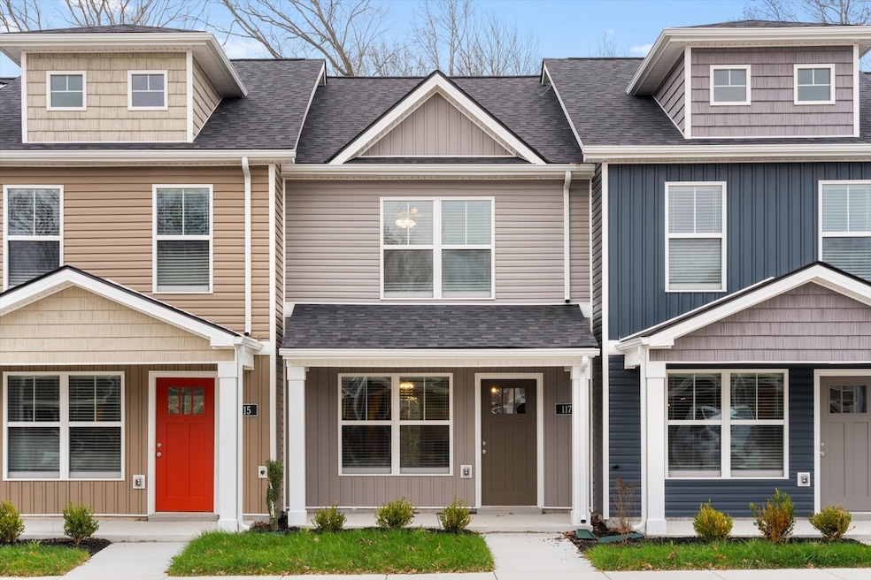 117 Quarry Point Dr, Clarksville, TN 37043 - photo 1