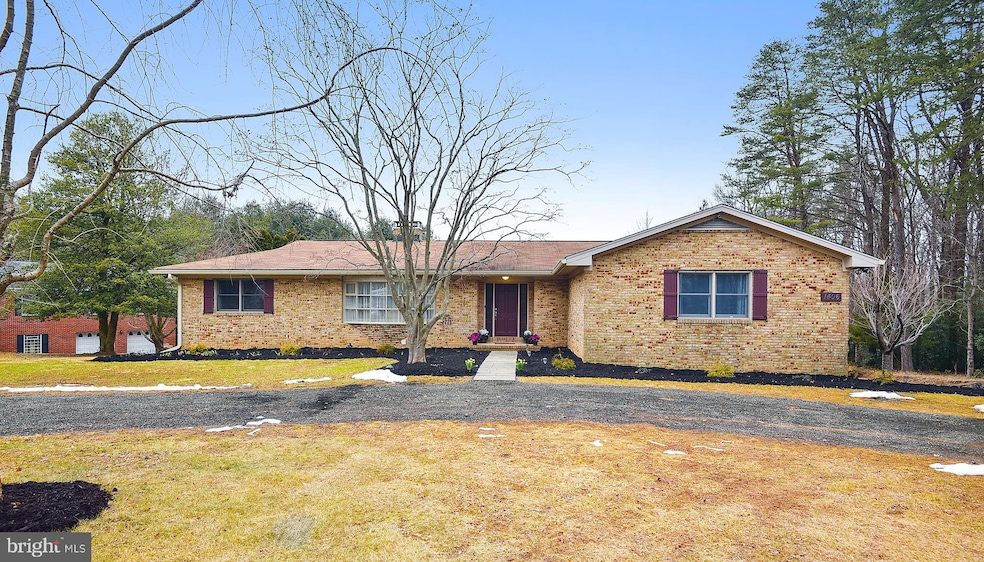 1406 Ivy Hill Rd, Cockeysville, MD 21030 - photo 1