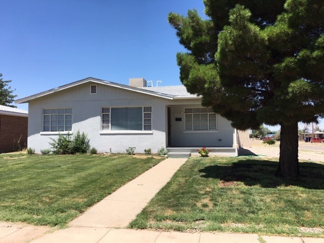 609 Adams Ave, Alamogordo, NM 88310 - photo 1