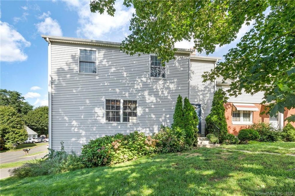 36 Virginia Ave unit 1, Danbury, CT 06810 - photo 1