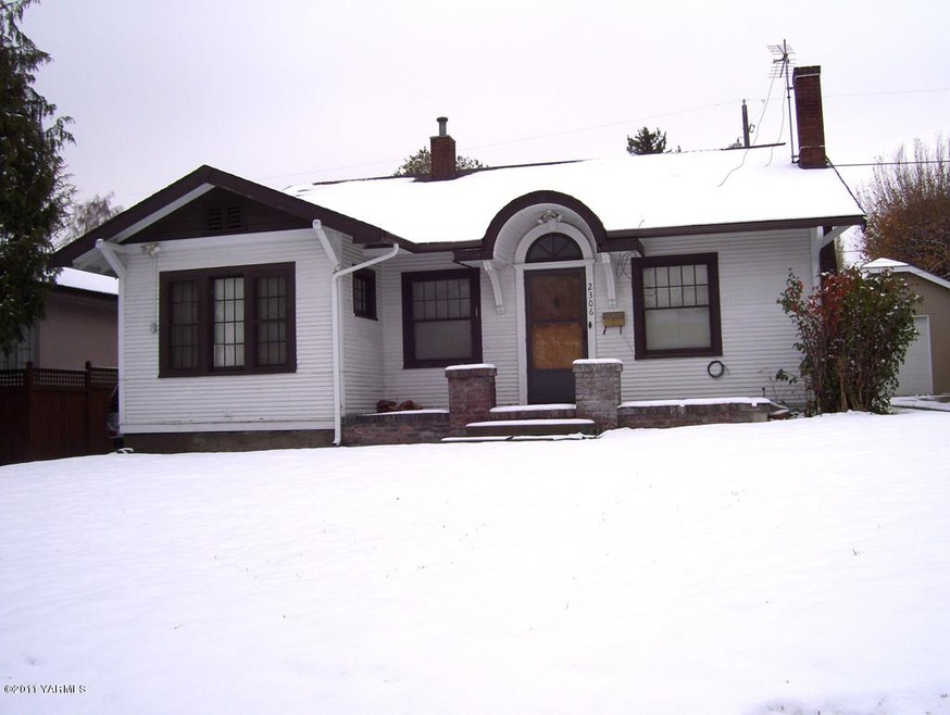 2306 Summitview Avenue