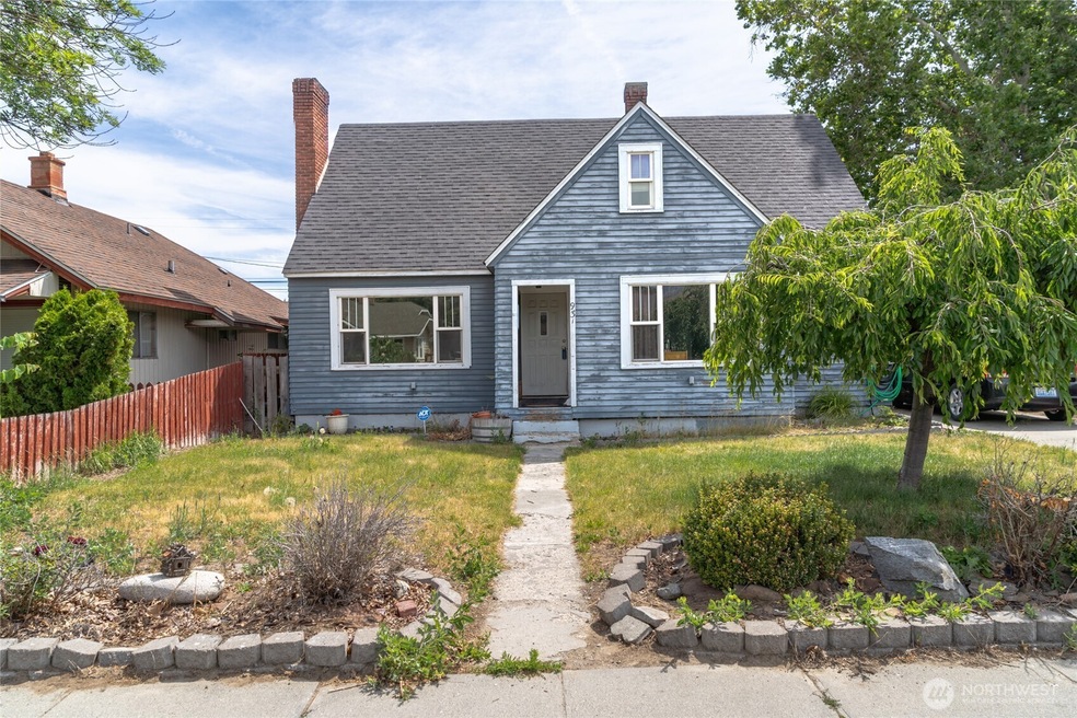 Pending $389,900