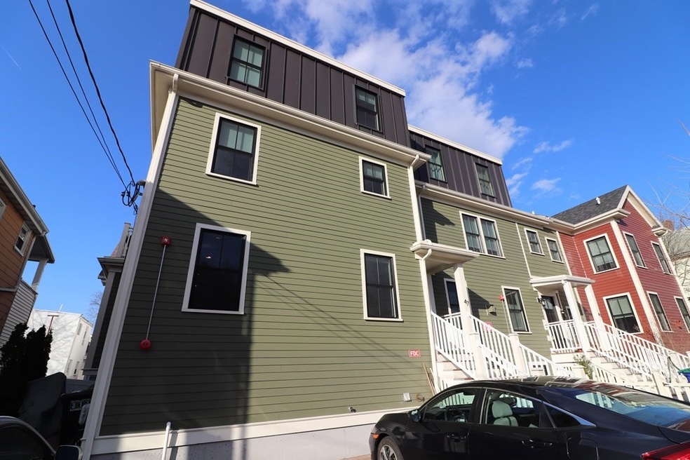 75 Rush St unit 1, Somerville, MA 02145 - photo 1