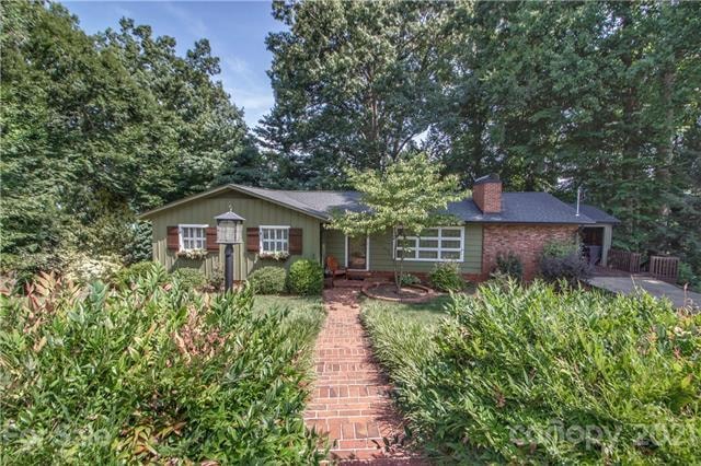 648 Dogwood Rd, Statesville, NC 28677 - photo 1