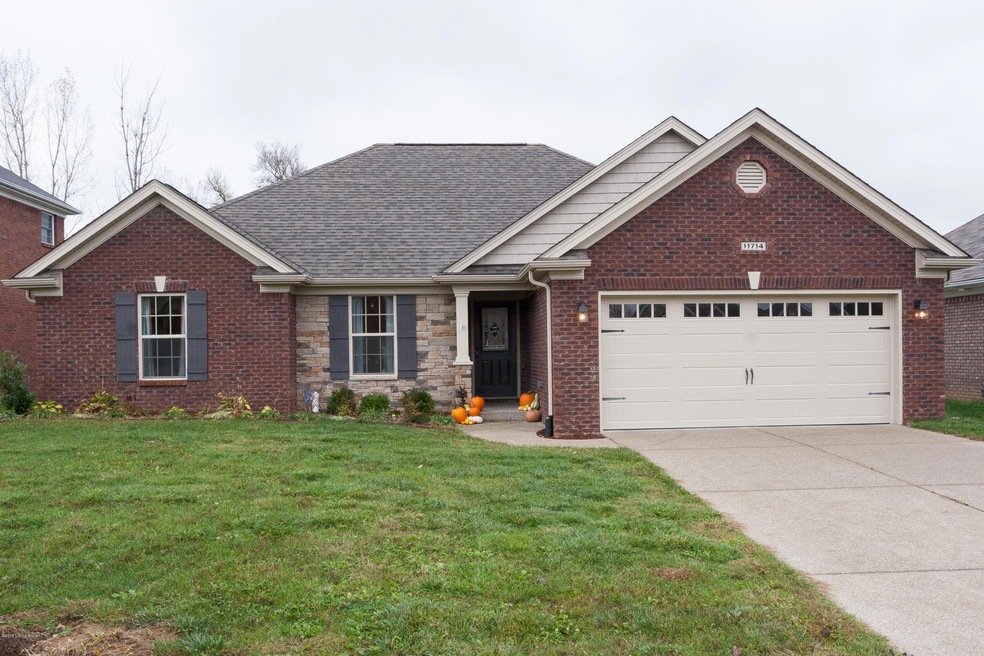 11714 Taylor Rae Dr, Louisville, KY 40229 - photo 1