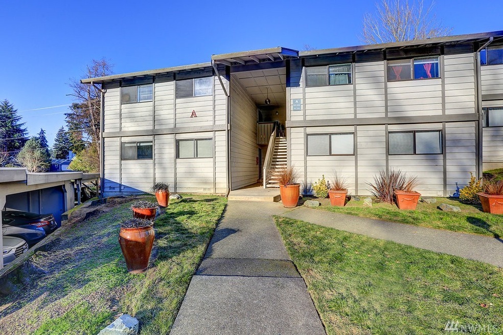 2311 S Kent Des Moines Rd unit A101, Des Moines, WA 98198 - photo 1