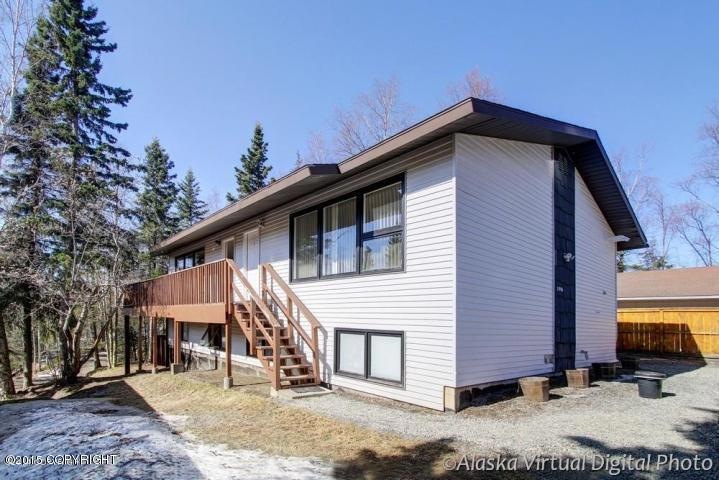 2906 Doris St unit B, Anchorage, AK 99517 - photo 1