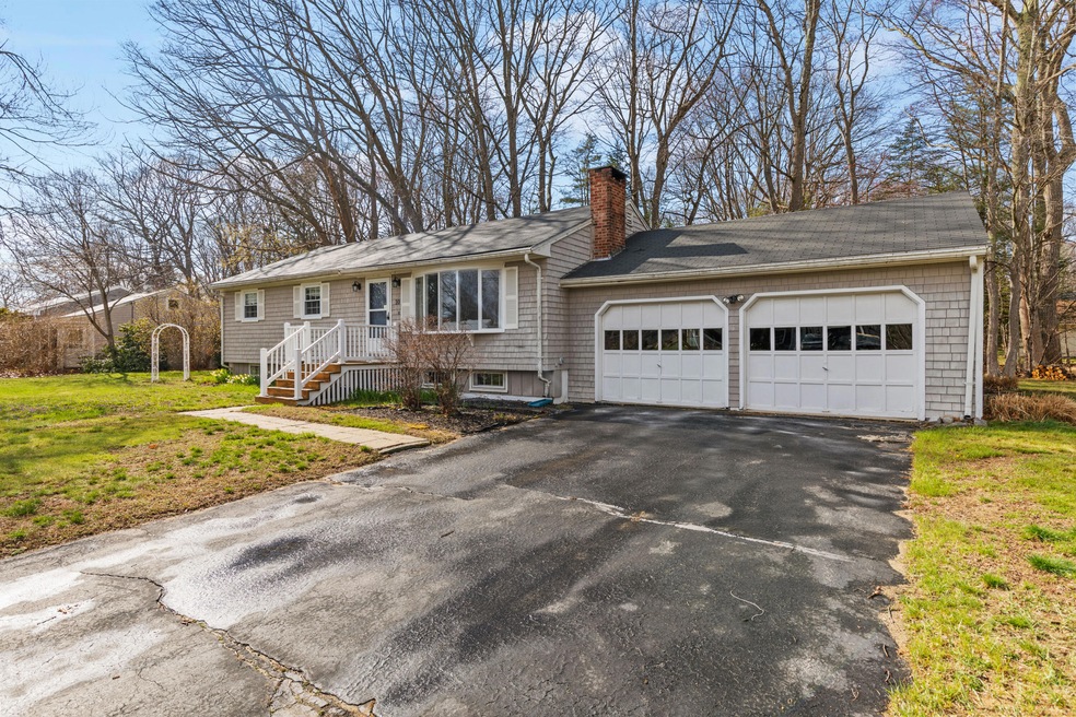 10 Gladys Cape Elizabeth3884