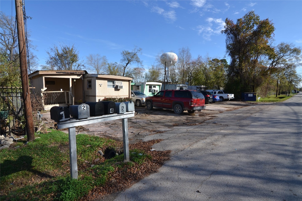 14125 Brownsville St, Houston, TX 77015 - photo 1