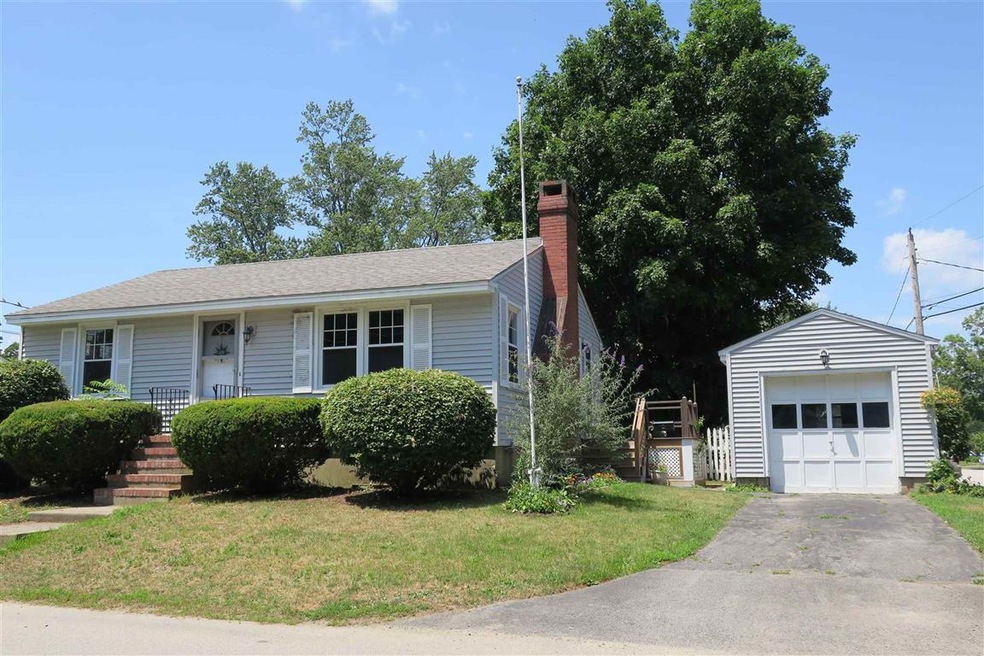 34 Hall Place, Exeter, NH 03833 - photo 1