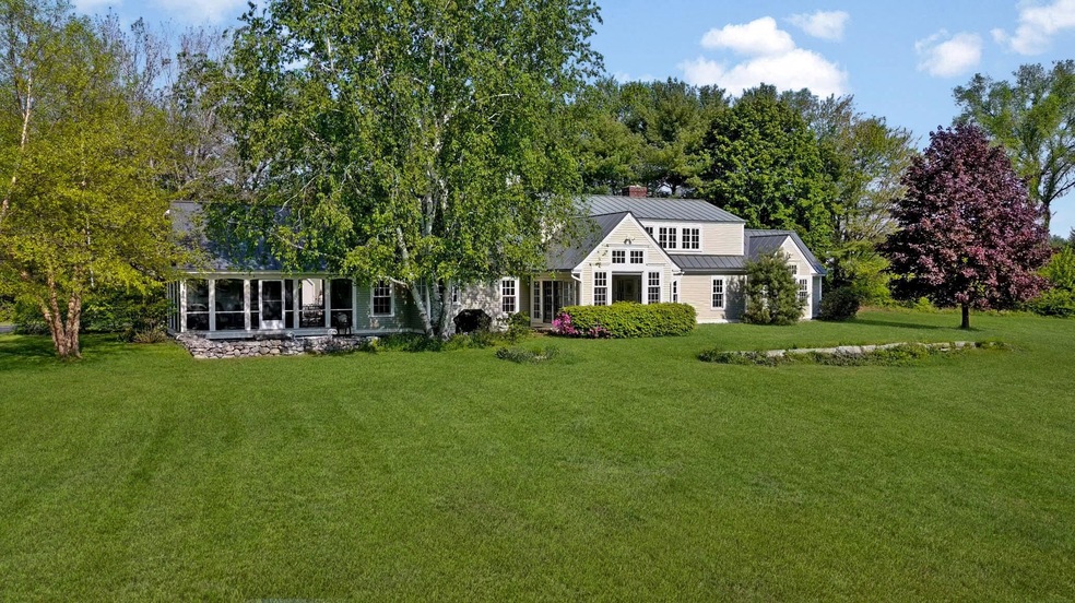 63 Old Coach Rd, New London, NH 03257 - photo 1