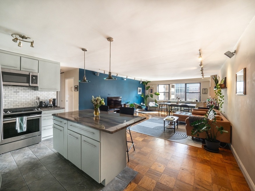 Pending $739,000 • Co-Listing Agent