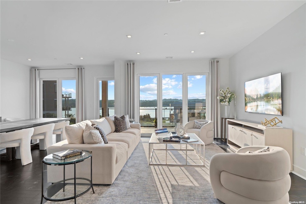 10 Shore Rd unit 203, Glenwood Landing, NY 11547 - photo 1